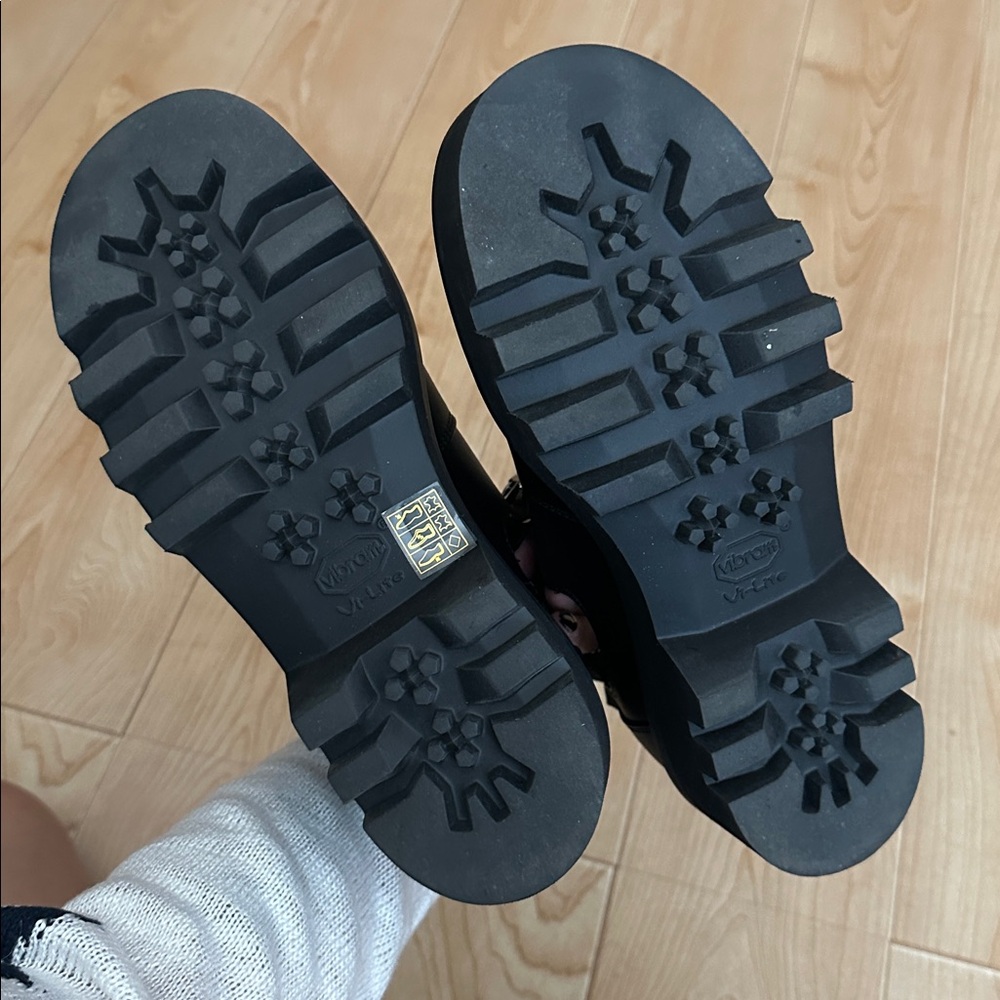 Mcm Mode Travia Open Ankle Boot - image 7